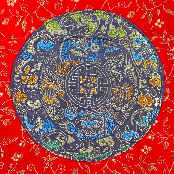 Asian Rampage Clothing Red Black Dragon Medallion Tote Bag Lucky Bat Charm NWT - Picture 2 of 11